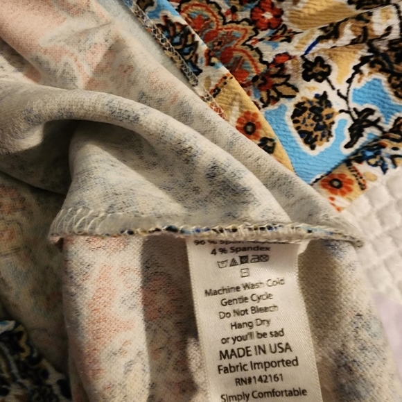 LuLaRoe Pattern Pencil Skirt - 2XL - Picture 3 of 3